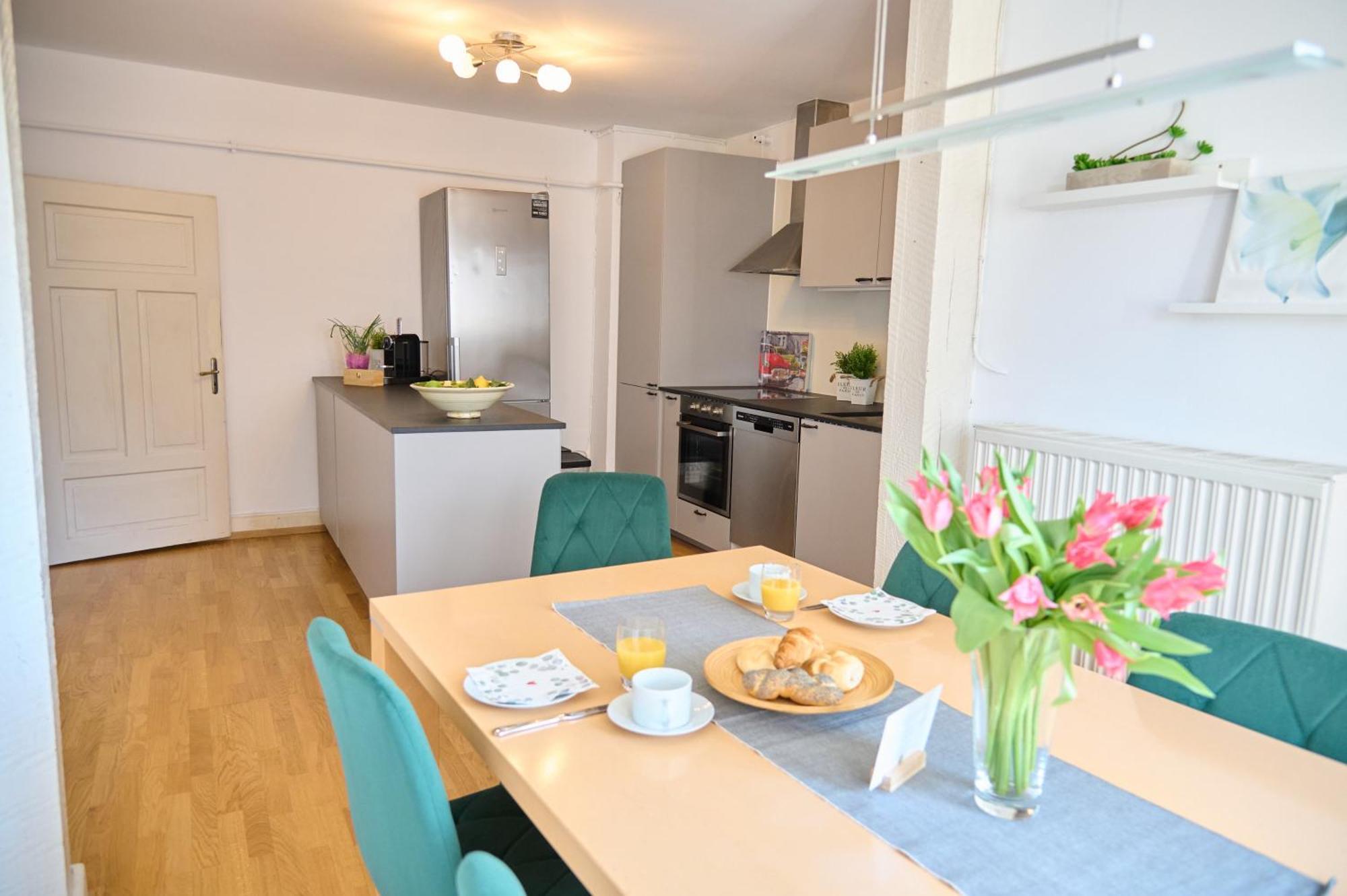 Zentrales Apartment Pfaenderblick Bregenz Eksteriør billede